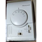 HONEYWELL Digitial Thermosat Fan Coil Control T6373 1